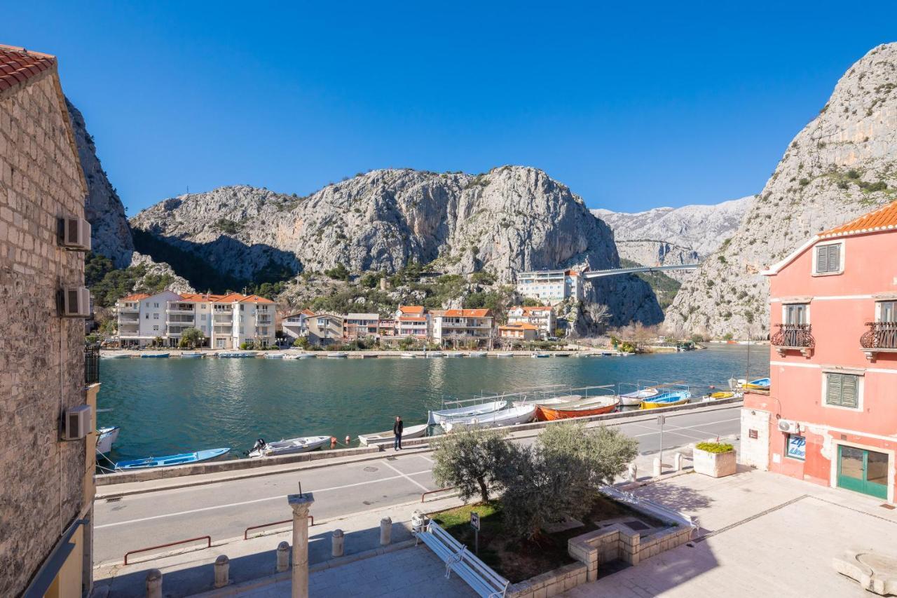 Central Alley Omiš Exterior foto